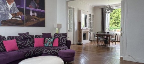 5 bedrooms House in Orleans, France No. 210203 3