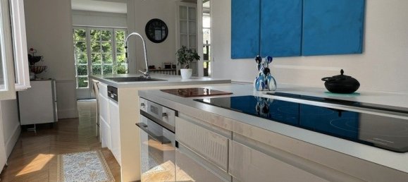 5 bedrooms House in Orleans, France No. 210203 5