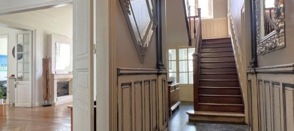 5 bedrooms House in Orleans, France No. 210203 6