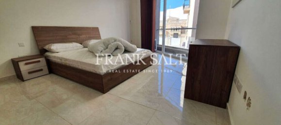 3 bedrooms Apartment in Santa Venera, Malta No. 10021 10