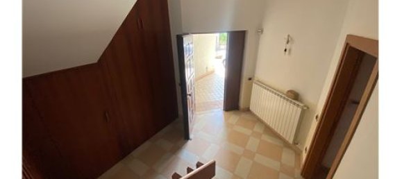 5 bedrooms Villa in San Lorenzello, Italy No. 275948 3