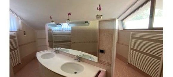 5 bedrooms Villa in San Lorenzello, Italy No. 275948 46