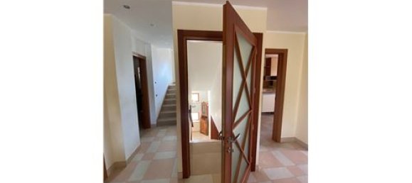 5 bedrooms Villa in San Lorenzello, Italy No. 275948 11