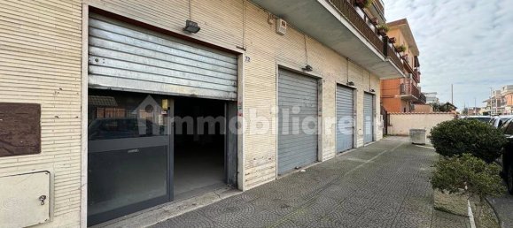 4-Zimmer Gewerbliche Immobilie in Rome, Italy, Nr. 50163 7