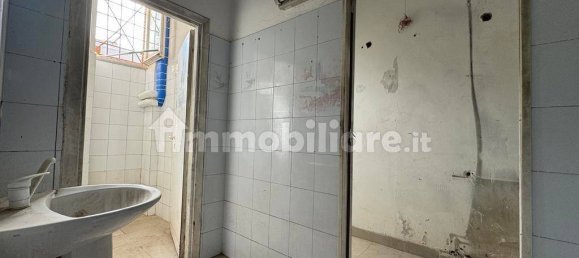 4-Zimmer Gewerbliche Immobilie in Rome, Italy, Nr. 50163 11