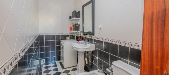 Casa T6 em Quarteira, Portugal N.º 16007 3