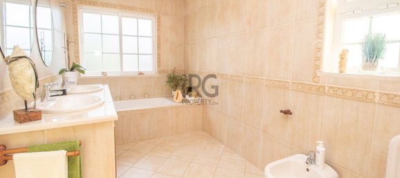 Casa T6 em Quarteira, Portugal N.º 16007 48