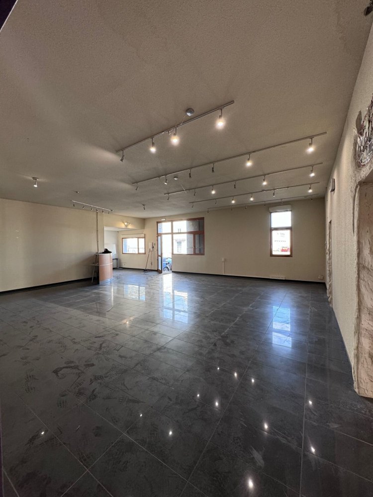 Офис 160м² в Брёнстат-Диденайм, Франция № 224606