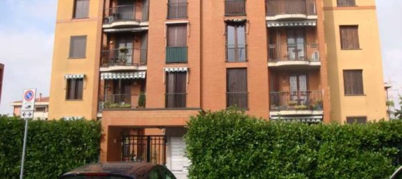 Квартира с 7 комнатами в Чернуско суль Навильо, Италия № 268707 6