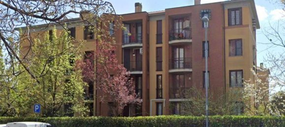 Квартира с 7 комнатами в Чернуско суль Навильо, Италия № 268707 4