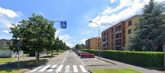 Квартира с 7 комнатами в Чернуско суль Навильо, Италия № 268707 16