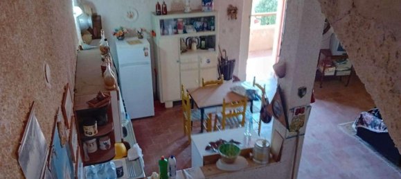 6-salle Appartement à Sonnino, Italy No. 154610 4