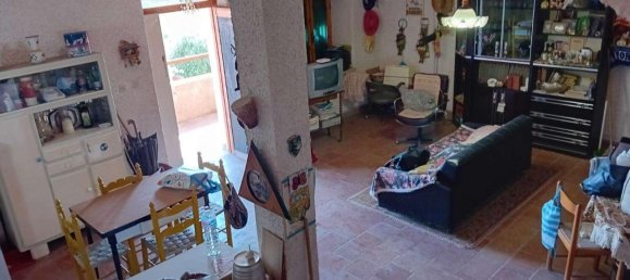 6-salle Appartement à Sonnino, Italy No. 154610 9