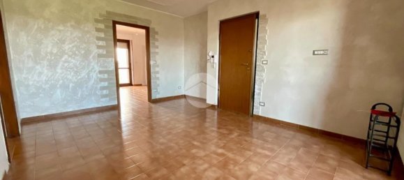 4 bedrooms Apartment in Turin, Italy No. 334750 2