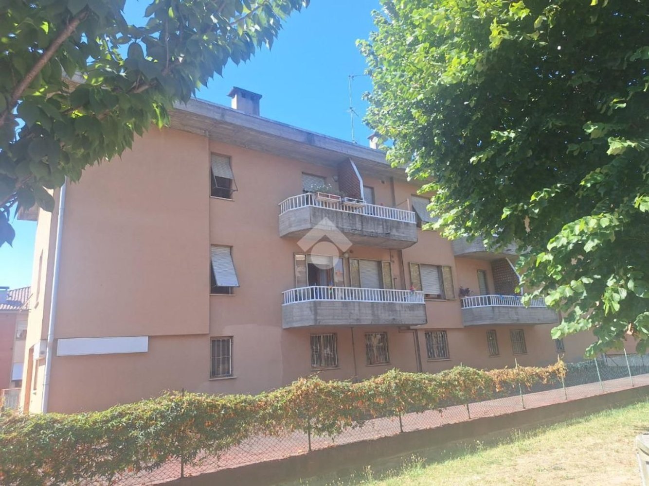 3 rooms Apartment in Città di Castello, Italy No. 267915