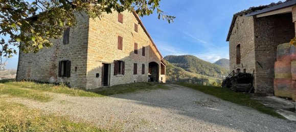 Casa de 6 divisões em Neviano degli Arduini, Italy N.º 87368 8