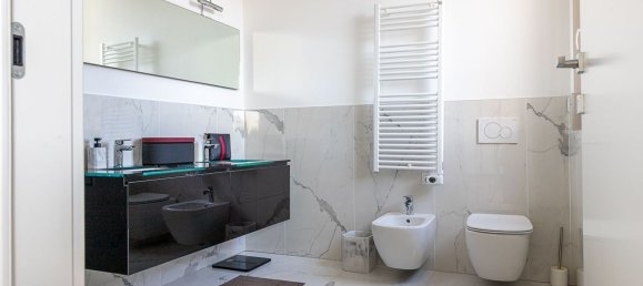 3-salle Penthouse à Monza, Italy No. 289173 13