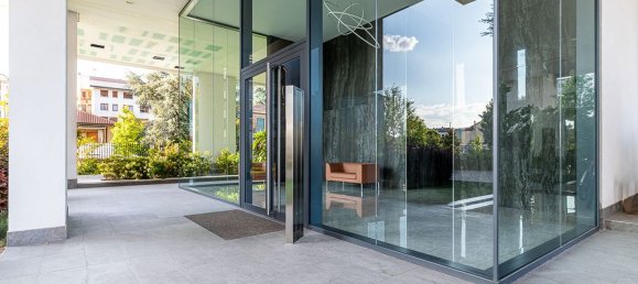 3-salle Penthouse à Monza, Italy No. 289173 23