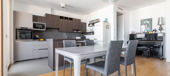 3-salle Penthouse à Monza, Italy No. 289173 6