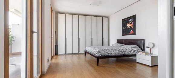 3-salle Penthouse à Monza, Italy No. 289173 16