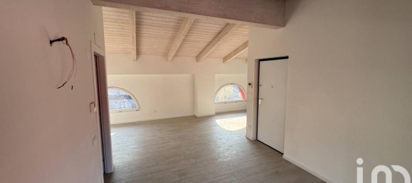 3 rooms Penthouse in Salò, Italy No. 18756 3
