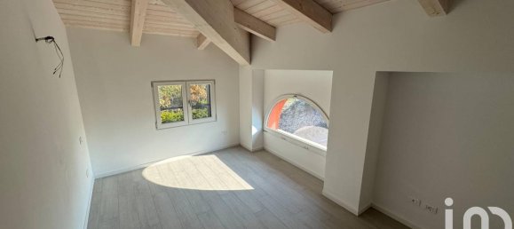 3 rooms Penthouse in Salò, Italy No. 18756 11
