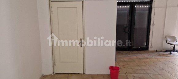 Imóvel comercial de 1 divisão em Trani, Italy N.º 154426 7