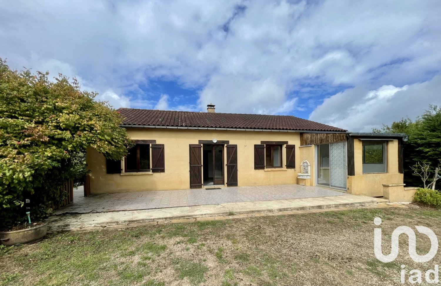2 bedrooms House in Dordogne, France No. 358015