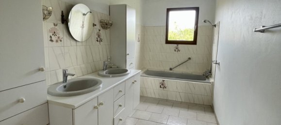 2 bedrooms House in Dordogne, France No. 358015 16