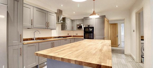 Casa de 4 dormitorios en Biggin Hill, United Kingdom No. 4737 7