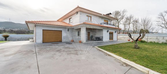 5 bedrooms House in Bornes de Aguiar, Portugal No. 174735 8