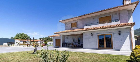 5 bedrooms House in Bornes de Aguiar, Portugal No. 174735 4