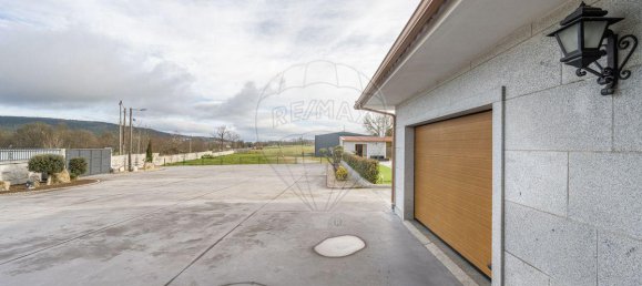 5 bedrooms House in Bornes de Aguiar, Portugal No. 174735 17