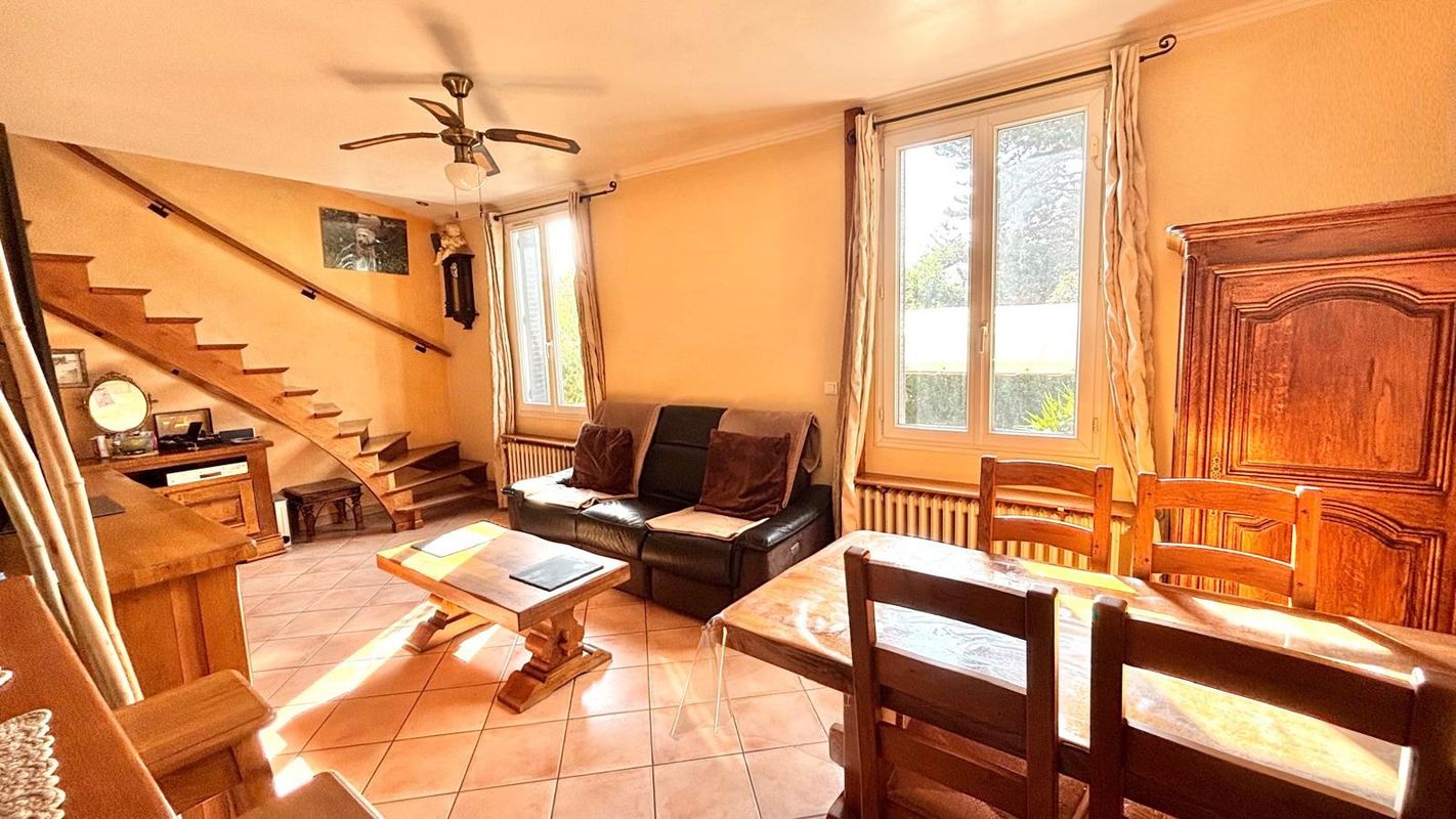 3 bedrooms House in Enghien-les-Bains, France No. 350154