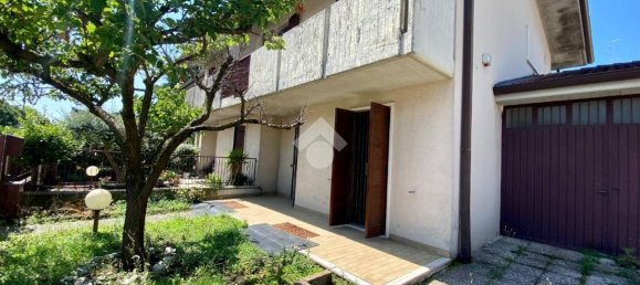 3 chambres Maison à San Giovanni Lupatoto, Italy No. 162866 3