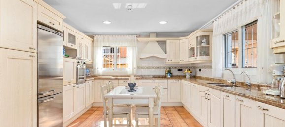 5 bedrooms Villa in Gran Alacant, Spain No. 184779 5