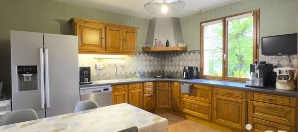 4 bedrooms House in Saint-Phal, France No. 216644 4