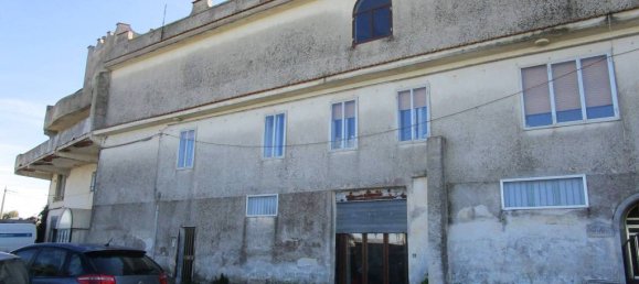 Здание с 6 комнатами в Рагуза, Италия № 381986 50