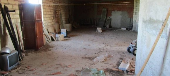 Здание с 6 комнатами в Рагуза, Италия № 381986 40