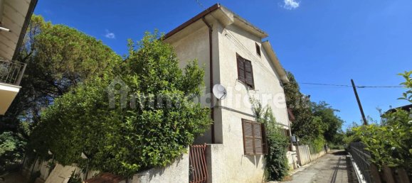 4 Schlafzimmer Villa in San Giovanni Teatino, Italy, Nr. 305037 37