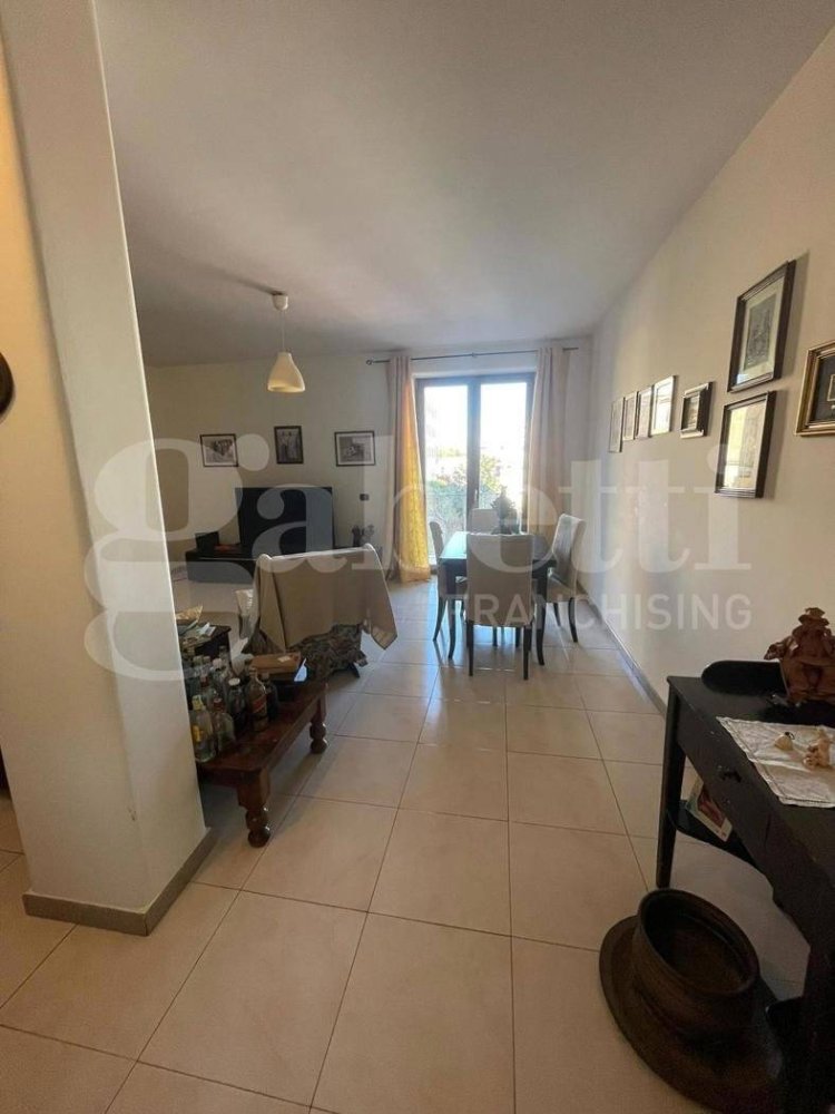 5-salle Appartement à Saviano, Italy No. 154964