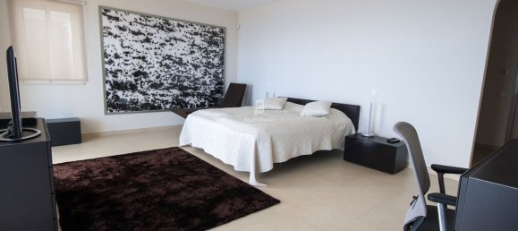 4 bedrooms Villa in Funchal, Portugal No. 174875 8