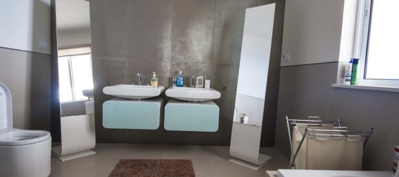 4 bedrooms Villa in Funchal, Portugal No. 174875 17