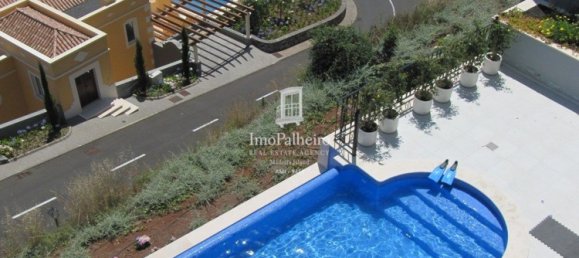 4 bedrooms Villa in Funchal, Portugal No. 174875 2