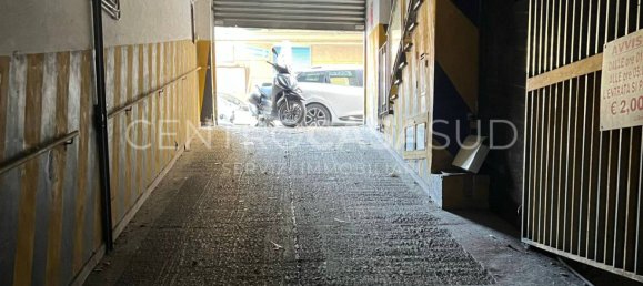 Коммерческая недвижимость 1100м² в Неаполь, Италия № 355128 3