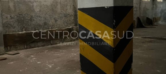 Коммерческая недвижимость 1100м² в Неаполь, Италия № 355128 6