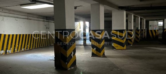 Коммерческая недвижимость 1100м² в Неаполь, Италия № 355128 13