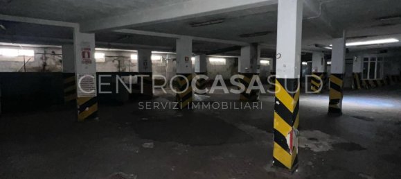 Коммерческая недвижимость 1100м² в Неаполь, Италия № 355128 2