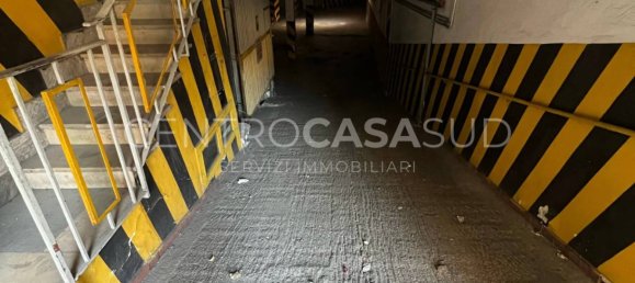 Коммерческая недвижимость 1100м² в Неаполь, Италия № 355128 10