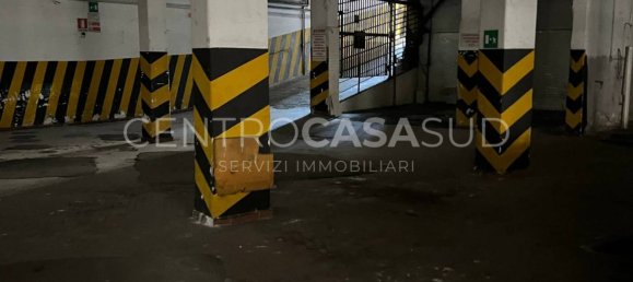 Коммерческая недвижимость 1100м² в Неаполь, Италия № 355128 11